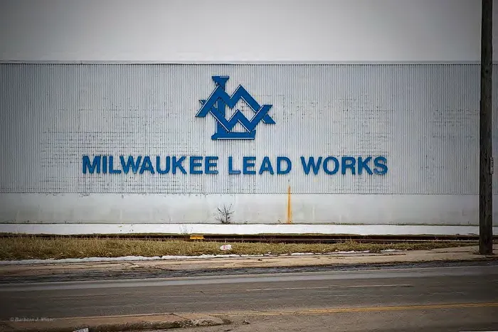 Signage & Texture &mdash; Misperception location reference